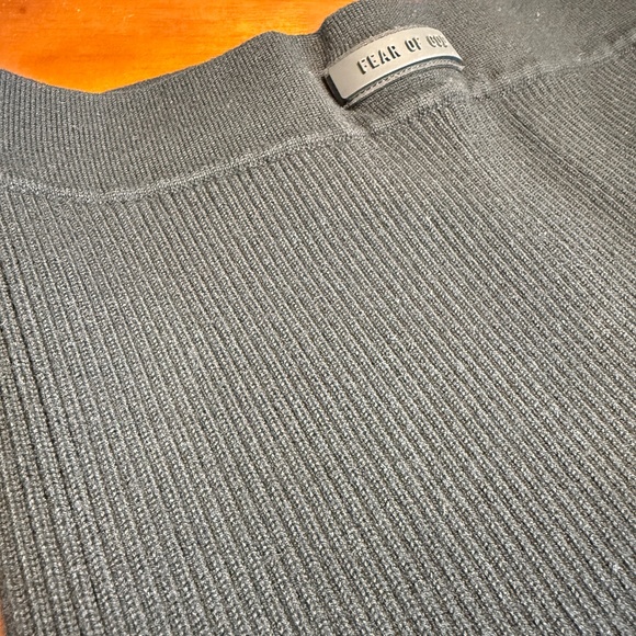 Fear of God Essentials Rib Sweater Bike Shorts - Jet Black XL - Picture 10 of 10